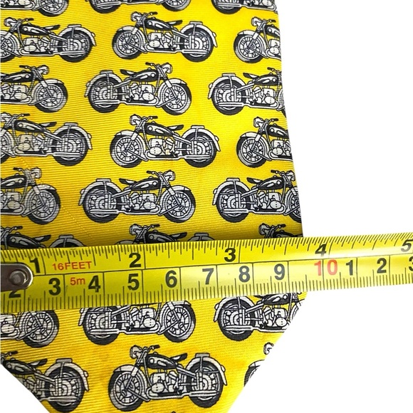 BMW Mobile Tradition 100% Silk Tie Yellow Novelty Motorcycles Made In Italy - Picture 6 of 7